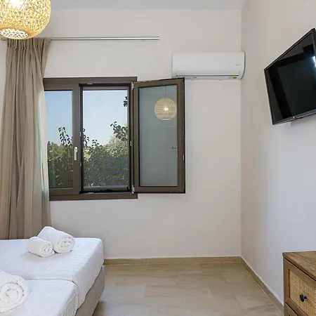 Mithonies Villa, A Nature Inspiring Retreat, By Thinkvilla *